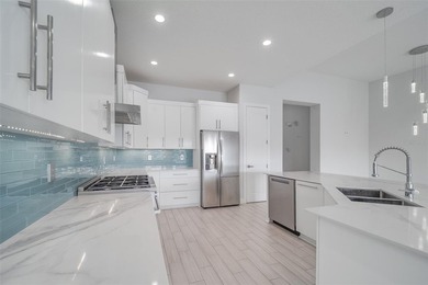 Virtually Staged. Luxury waterfront living awaits in this - photo 22