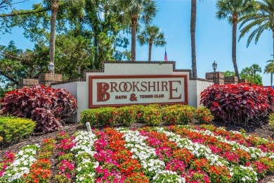 Lake Home For Sale in Fort Myers, Florida