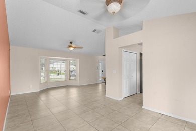 Welcome to this beautifully maintained pool home offering 1,639 - photo 5