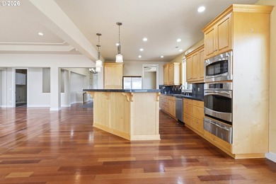 Nestled in one of Washougal's most sought-after estate - photo 11