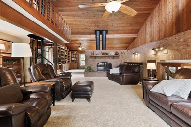 Discover a one-of-a-kind Lake Texoma retreat in the desirable - photo 13