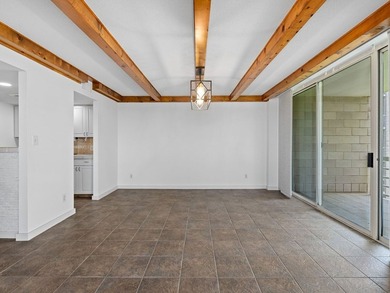 Exceptional third floor unit overlooking the Guadalupe River and - photo 15