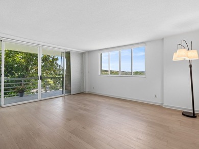 Exceptional third floor unit overlooking the Guadalupe River and - photo 17