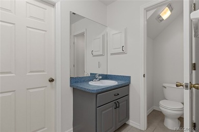 Nestled on a quiet cul-de-sac, this original-owner, custom-built - photo 19