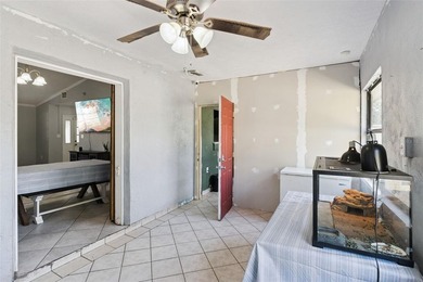 Under contract-accepting backup offers. Beautiful 3-bedroom - photo 21