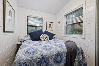Discover a one-of-a-kind Lake Texoma retreat in the desirable - photo 21