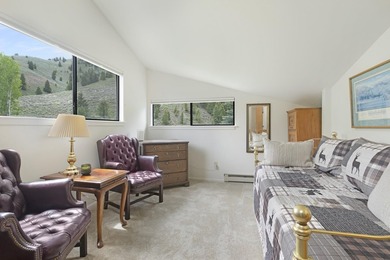 Very private small subdivision- homes aren't available for sale - photo 26