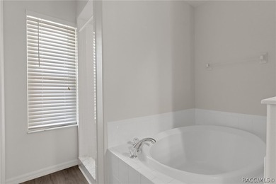 Nestled on a quiet cul-de-sac, this original-owner, custom-built - photo 36