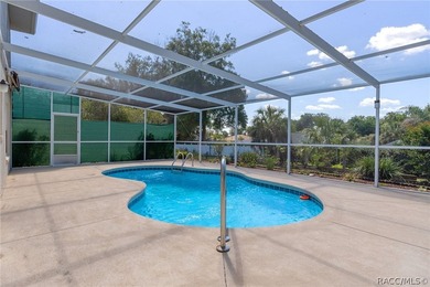 Nestled on a quiet cul-de-sac, this original-owner, custom-built - photo 40