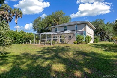 Nestled on a quiet cul-de-sac, this original-owner, custom-built - photo 41