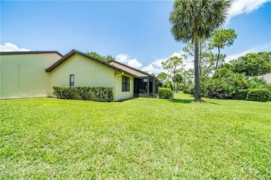 Corner 2-bedroom, 2-bath villa located in the desirable 55+ - photo 7