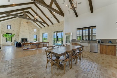 Welcome to a rare blend of bold Texas beauty & modern luxury - photo 11