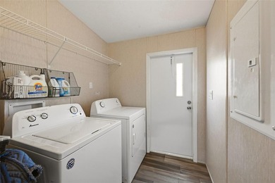 One of the largest floor plans in Broadmore Park! Offering 2,016 - photo 27