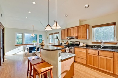 A true hidden gem built in 2005, this turnkey home combines - photo 8