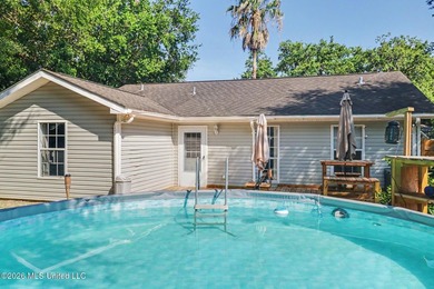 Pristine and move-in ready in the heart of Long Beach! Pride of - photo 17