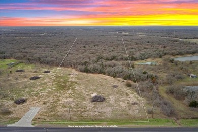 Lake Acreage For Sale in Axtell, Texas