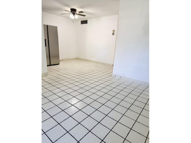 ComWelcome home to this beautifully maintained first-floor - photo 6