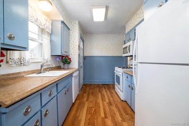 Make this warm and welcoming 4-bedroom, 2-bath cape; your own - photo 12