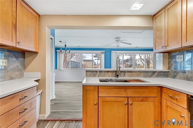 Renovated 4 Bedroom cottage in Rappahannock River Estates! Only - photo 21