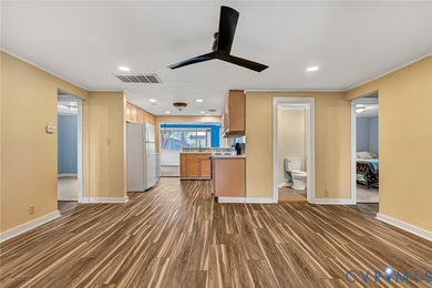 Renovated 4 Bedroom cottage in Rappahannock River Estates! Only - photo 24