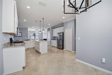 Stunning Lakefront Pool Home in Savanna at Lakewood Ranch - photo 25