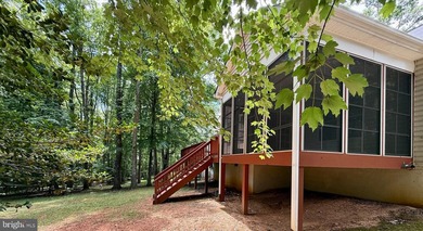 Live where you would want to vacation in this resort style - photo 40