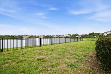 Stunning Lakefront Pool Home in Savanna at Lakewood Ranch - photo 49