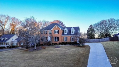 TIMELESS TRADITIONAL IN OCONEE COUNTY : 5BR, 3.5 BA two-story - photo 2