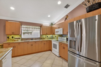 Enjoy the best of 55+ living at Bellaggio in this beautifully - photo 11