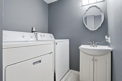 Perfectly situated just moments from Gramercy Park, this - photo 12
