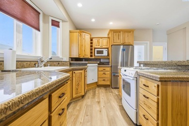 MLS# 294551 This well-maintained home is ideal for - photo 23
