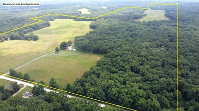 (private lake, pond, creek) Acreage For Sale in Auxvasse Missouri