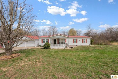 Lake Home For Sale in Glasgow, Kentucky