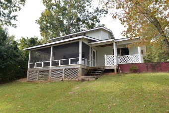 2 Bedroom, 2 Bath cottage on lake sinclair, has lovely view SOLD - Lake Home SOLD! in Eatonton, Georgia