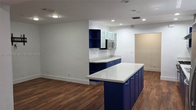 Lovely 4bed 3bth 2car garage home with screened-in pool on quiet - photo 15