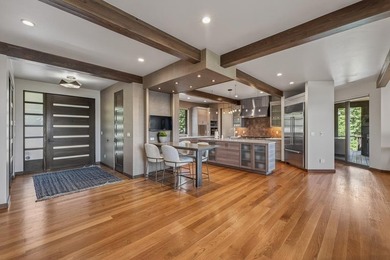 Immaculate Turnkey Whitetail Club Home on 2.06 Acres, perched in - photo 15