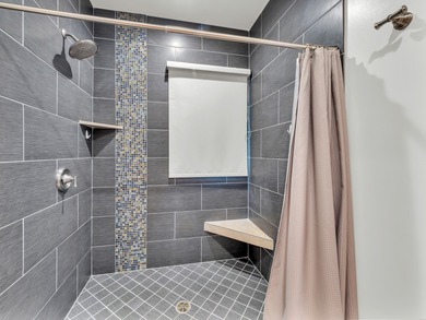 Welcome to this beautifully crafted single-level custom home in - photo 19