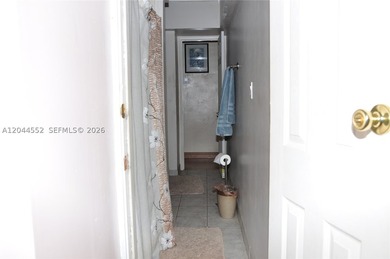 Nestled on a spacious corner lot, this charming 4 bedroom/2 - photo 19