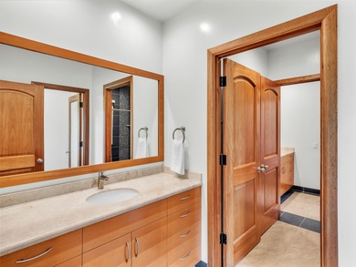 Welcome to this beautifully crafted single-level custom home in - photo 21