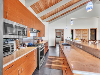 Welcome to this beautifully crafted single-level custom home in - photo 27