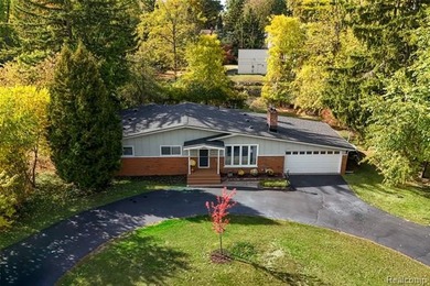 Pine Lake - Oakland County Home Active Under Contract in West Bloomfield Michigan