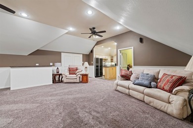 This is the ultimate example of family living! No detail was - photo 33