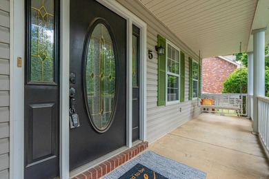 Welcome to your storybook retreat nestled in the beautiful - photo 4