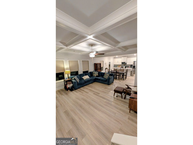 This spacious home features 5 bedrooms and 3 full bathrooms - photo 12