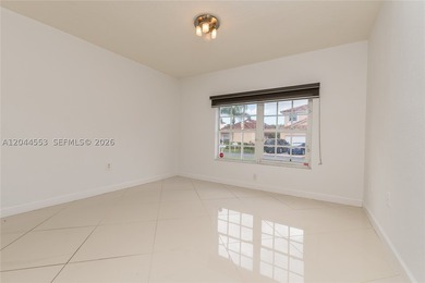 Experience the ultimate Doral lifestyle in this stunning 5BR/3BA - photo 23