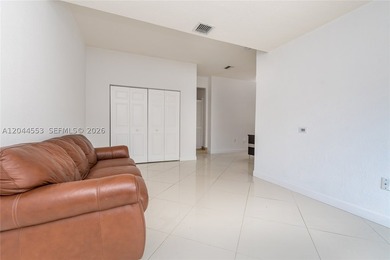Experience the ultimate Doral lifestyle in this stunning 5BR/3BA - photo 25