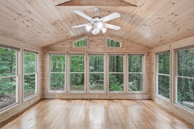 Welcome to your mountain retreat in the highly sought-after - photo 25