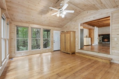 Welcome to your mountain retreat in the highly sought-after - photo 26
