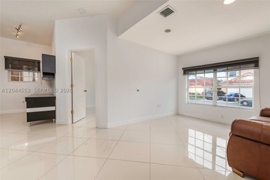 Experience the ultimate Doral lifestyle in this stunning 5BR/3BA - photo 27