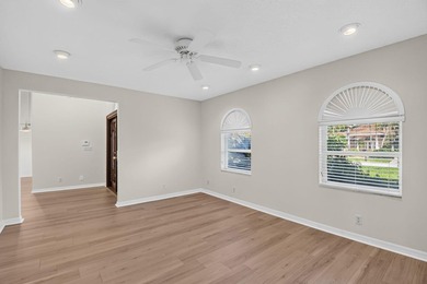 Move right into this beautifully updated 4-bedroom, 3-bath - photo 8